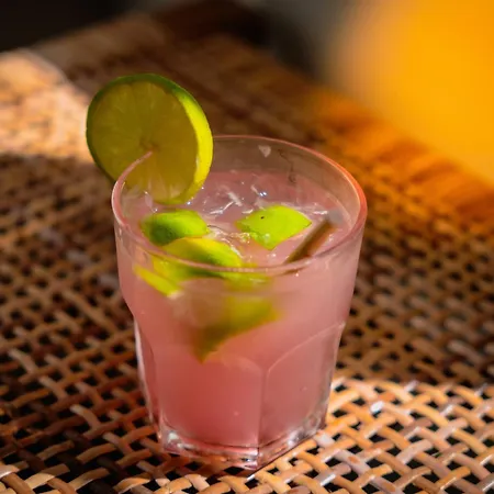 Pensjonat Tesouro Da Baixa By Shiadu